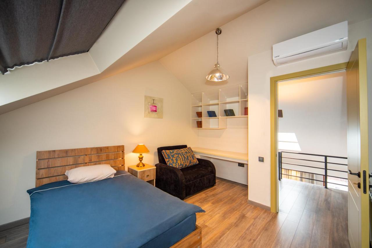 Luxury 4 Bedroom Apartment #1 In The City Center Of Tbilisi Exteriér fotografie