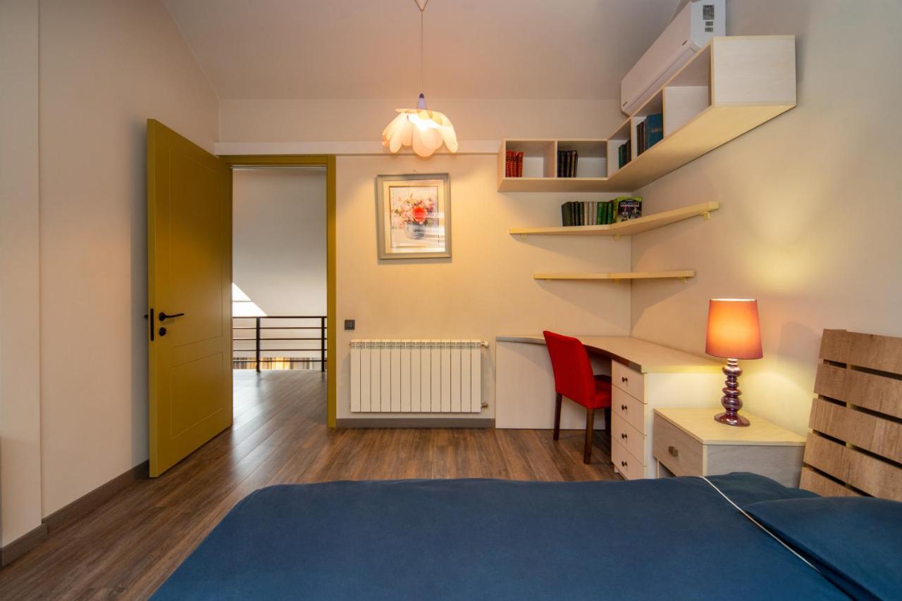 Luxury 4 Bedroom Apartment #1 In The City Center Of Tbilisi Exteriér fotografie